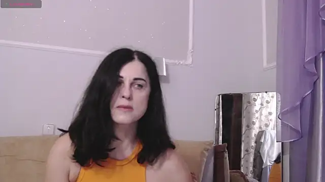 Snapshot of MonicaMelano chatting on November 11, 2025, 3:18 pm MonicaMelano online show from November 11, 2025, 3:18 pm