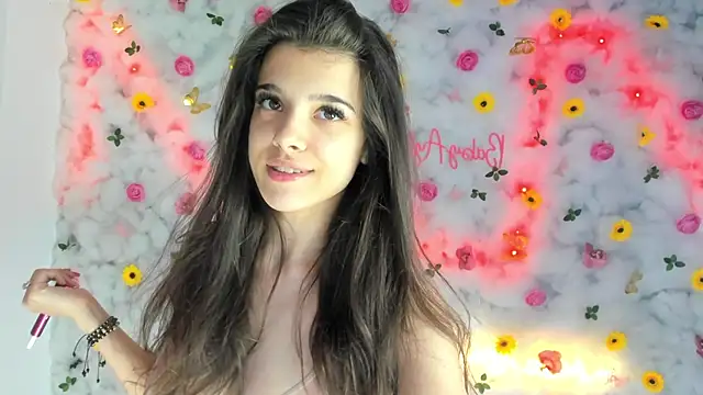 Snapshot of BabyAylin chatting on February 18, 2025, 9:21 am BabyAylin online show from February 18, 2025, 9:21 am