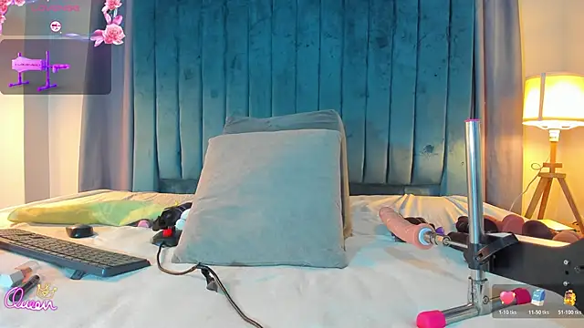 blondehorny69 online show from March 18, 2026, 7:04 pm