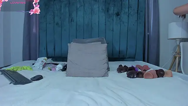 blondehorny69 online show from March 11, 2026, 6:57 pm