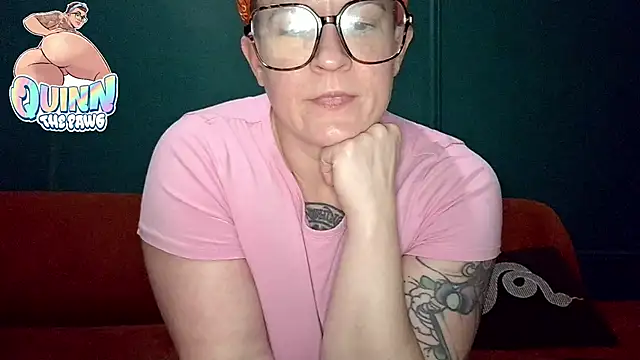 Snapshot of quinnmariexo chatting on November 3, 2025, 11:19 pm quinnmariexo online show from November 3, 2025, 11:19 pm