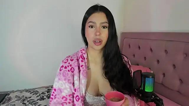 Snapshot of youpinkgirl_ chatting on December 4, 2025, 10:09 pm youpinkgirl online show from December 4, 2025, 10:09 pm