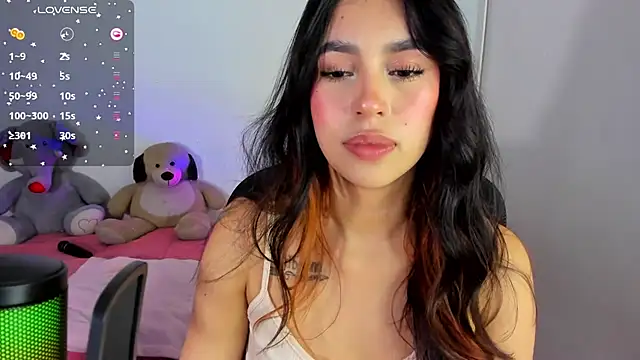 Snapshot of youpinkgirl_ chatting on March 21, 2025, 2:50 am youpinkgirl  online show from March 21, 2025, 2:50 am