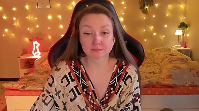 desperatehousewife   online show from April 30, 2026, 3:35 am