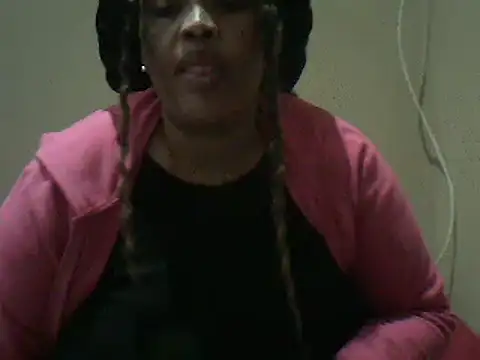 Snapshot of SexxyBoob chatting on June 9, 2026, 9:38 pm SexxyBoob online show from June 9, 2026, 9:38 pm