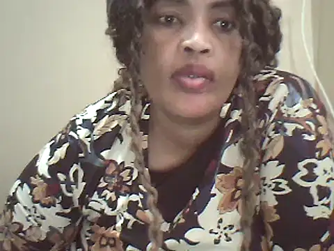 Snapshot of SexxyBoob chatting on June 27, 2026, 12:22 pm SexxyBoob online show from June 27, 2026, 12:22 pm