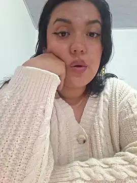 Sophie-hatter online show from March 24, 2026, 3:28 am