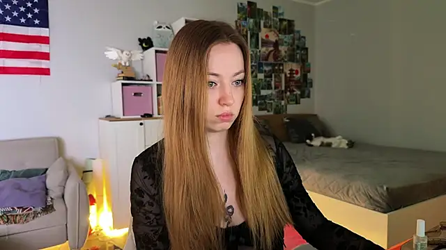 Snapshot of LinaWitch chatting on March 27, 2026, 12:28 pm LinaWitch online show from March 27, 2026, 12:28 pm