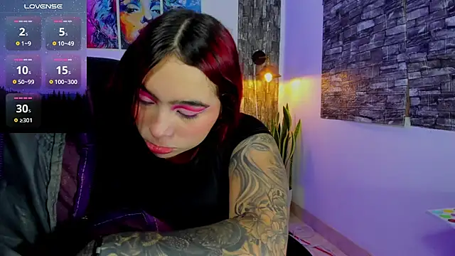 Snapshot of Ariadna_sc chatting on October 28, 2025, 1:32 pm Ariadna sc online show from October 28, 2025, 1:32 pm