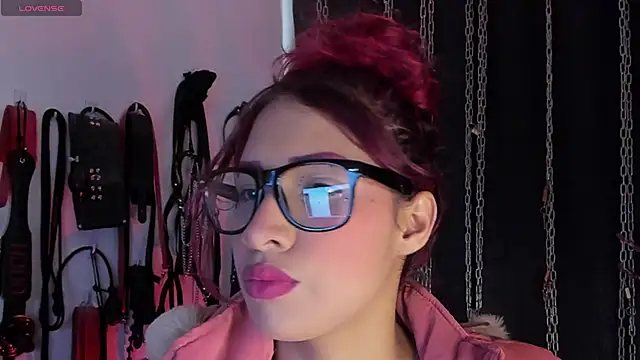 charrlotte quinn online show from July 1, 2026, 10:10 pm