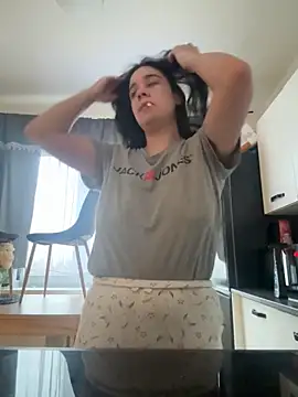 czruz online show from December 2, 2025, 7:21 am