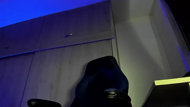 Snapshot of male_pussy chatting on November 3, 2025, 1:55 am male pussy online show from November 3, 2025, 1:55 am