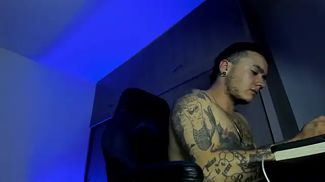 Snapshot of male_pussy chatting on December 1, 2025, 2:56 am male pussy online show from December 1, 2025, 2:56 am