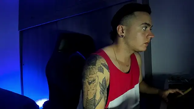 Snapshot of male_pussy chatting on December 5, 2025, 6:39 pm male pussy online show from December 5, 2025, 6:39 pm