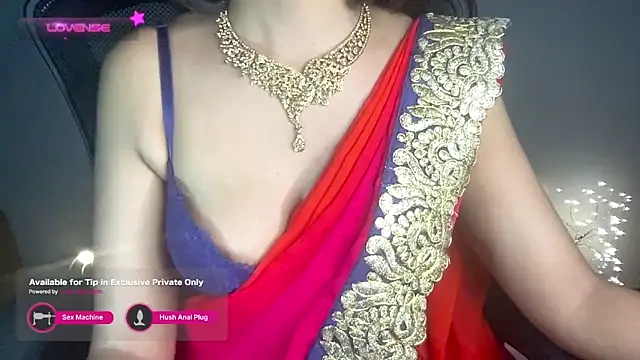 Snapshot of Tashaa chatting on January 14, 2025, 11:37 pm Tashaa online show from January 14, 2025, 11:37 pm