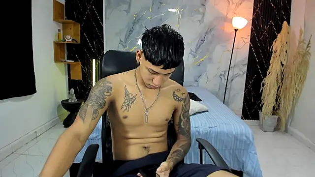 slim master12 online show from May 6, 2026, 11:31 pm