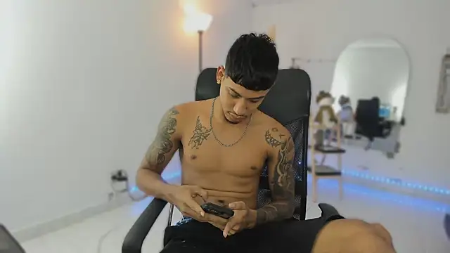 slim master12 online show from December 18, 2025, 11:41 pm