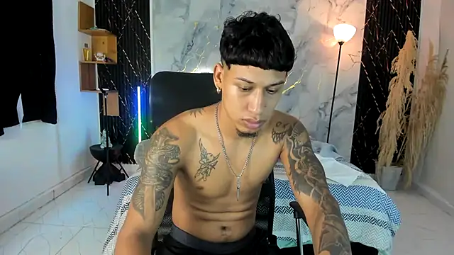 slim master12 online show from May 2, 2026, 8:25 pm