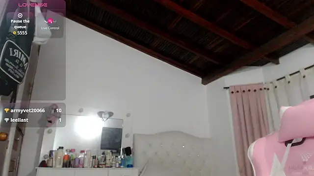 milk cow  online show from November 8, 2025, 5:22 am