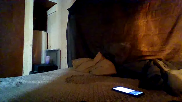 Snapshot of Nightshade7712 chatting on November 18, 2025, 11:15 pm Nightshade7712 online show from November 18, 2025, 11:15 pm