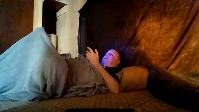 Snapshot of Nightshade7712 chatting on December 4, 2025, 6:29 pm Nightshade7712 online show from December 4, 2025, 6:29 pm