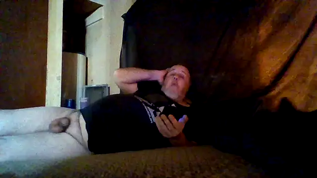 Snapshot of Nightshade7712 chatting on November 29, 2025, 11:27 pm Nightshade7712 online show from November 29, 2025, 11:27 pm