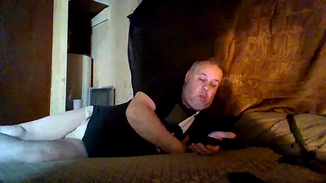 Snapshot of Nightshade7712 chatting on November 20, 2025, 10:31 pm Nightshade7712 online show from November 20, 2025, 10:31 pm