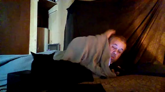 Nightshade7712 online show from February 5, 2026, 4:30 am