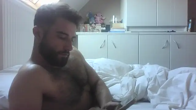 Snapshot of Vekie_007 chatting on April 29, 2026, 7:34 am Vekie 007 online show from April 29, 2026, 7:34 am