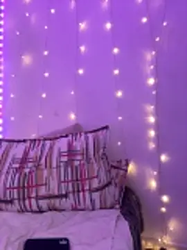 Snapshot of Grecia_21 chatting on November 14, 2025, 7:50 pm Grecia 21 online show from November 14, 2025, 7:50 pm