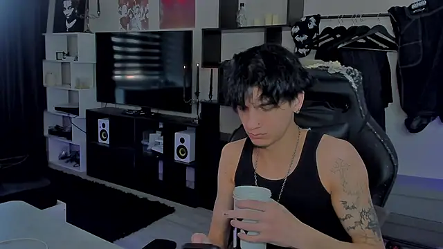 MarkBrowniii online show from February 18, 2026, 12:01 pm