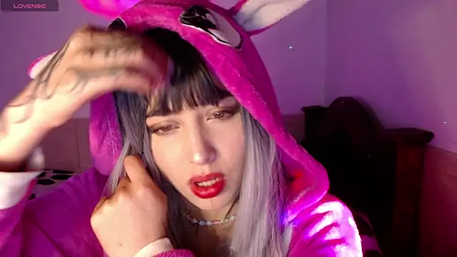 Snapshot of shayla_bbs chatting on October 12, 2025, 4:25 am shayla bbs online show from October 12, 2025, 4:25 am