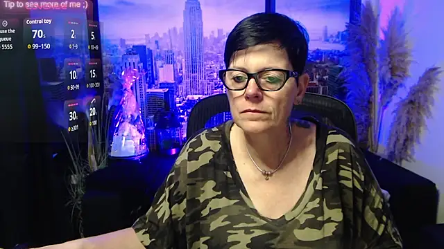 Snapshot of ninarandmann chatting on June 11, 2026, 3:53 pm ninarandmann online show from June 11, 2026, 3:53 pm