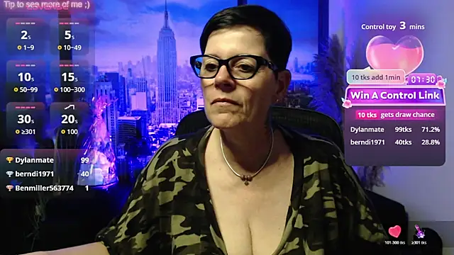 Snapshot of ninarandmann chatting on May 29, 2026, 5:30 pm ninarandmann online show from May 29, 2026, 5:30 pm