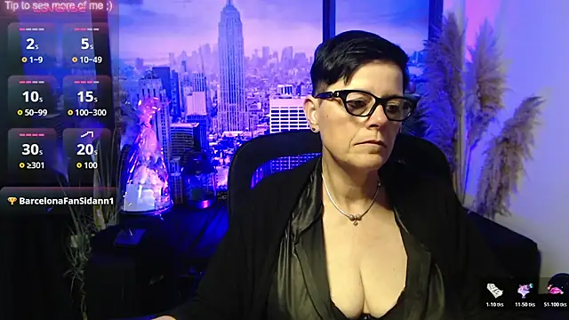 Snapshot of ninarandmann chatting on June 13, 2026, 5:00 pm ninarandmann online show from June 13, 2026, 5:00 pm