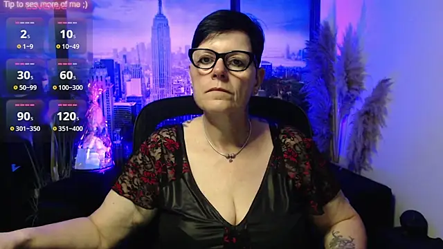 Snapshot of ninarandmann chatting on June 6, 2026, 5:29 pm ninarandmann online show from June 6, 2026, 5:29 pm