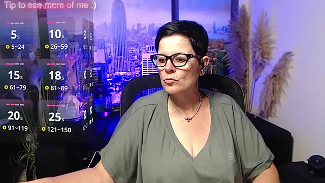 Snapshot of ninarandmann chatting on July 31, 2026, 2:26 pm ninarandmann online show from July 31, 2026, 2:26 pm