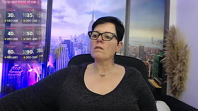 ninarandmann online show from January 29, 2025, 3:58 pm