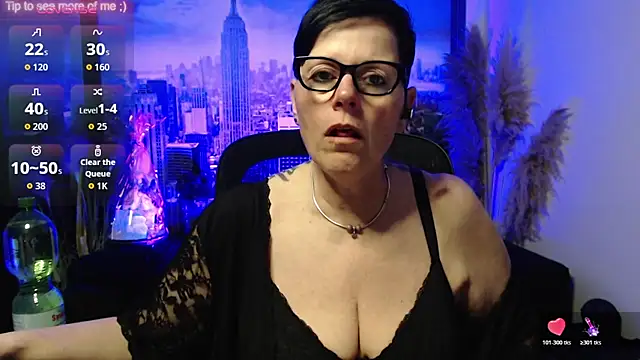 ninarandmann online show from May 7, 2026, 4:10 pm