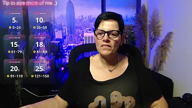 Snapshot of ninarandmann chatting on July 13, 2026, 3:22 pm ninarandmann online show from July 13, 2026, 3:22 pm