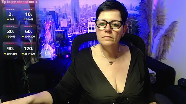 Snapshot of ninarandmann chatting on June 16, 2026, 5:13 pm ninarandmann online show from June 16, 2026, 5:13 pm