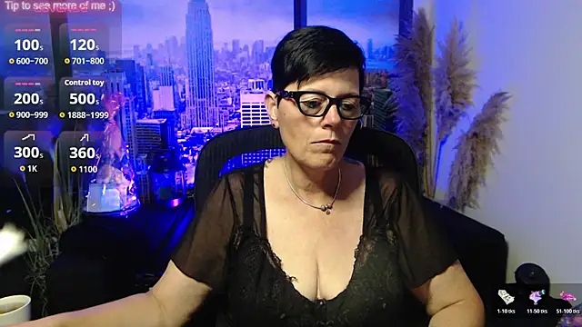 Snapshot of ninarandmann chatting on July 6, 2026, 1:18 pm ninarandmann online show from July 6, 2026, 1:18 pm