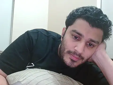 Snapshot of robintoit chatting on December 4, 2025, 3:11 pm robintoit online show from December 4, 2025, 3:11 pm