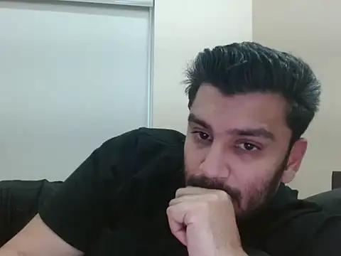 robintoit online show from May 14, 2026, 2:52 am