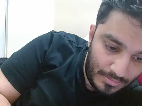 Snapshot of robintoit chatting on March 30, 2026, 1:18 am robintoit online show from March 30, 2026, 1:18 am