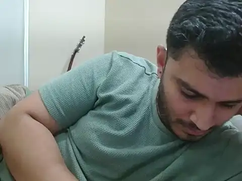 Snapshot of robintoit chatting on March 15, 2026, 5:25 am robintoit online show from March 15, 2026, 5:25 am