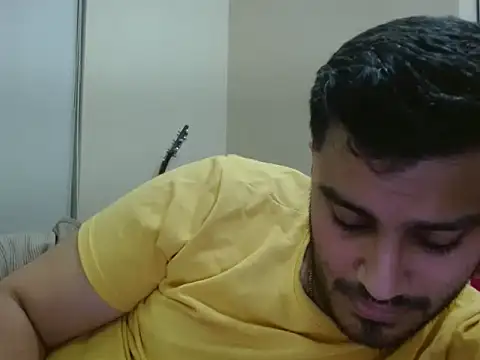 Snapshot of robintoit chatting on March 15, 2026, 7:10 pm robintoit online show from March 15, 2026, 7:10 pm