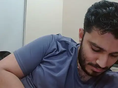 Snapshot of robintoit chatting on October 30, 2025, 4:04 pm robintoit online show from October 30, 2025, 4:04 pm