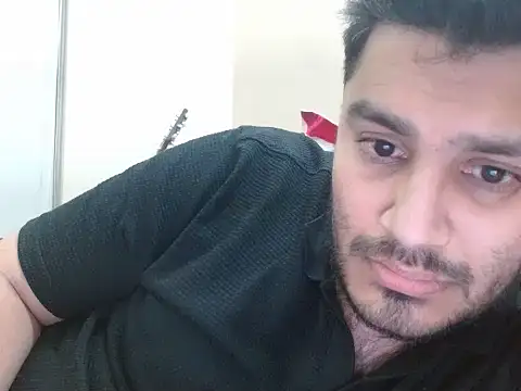 Snapshot of robintoit chatting on March 19, 2026, 6:41 pm robintoit online show from March 19, 2026, 6:41 pm