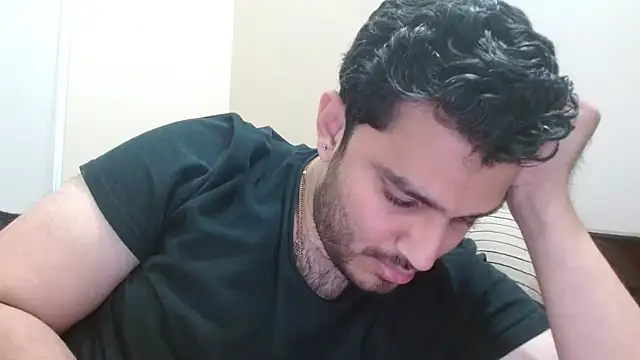 Snapshot of robintoit chatting on November 26, 2025, 6:13 am robintoit online show from November 26, 2025, 6:13 am